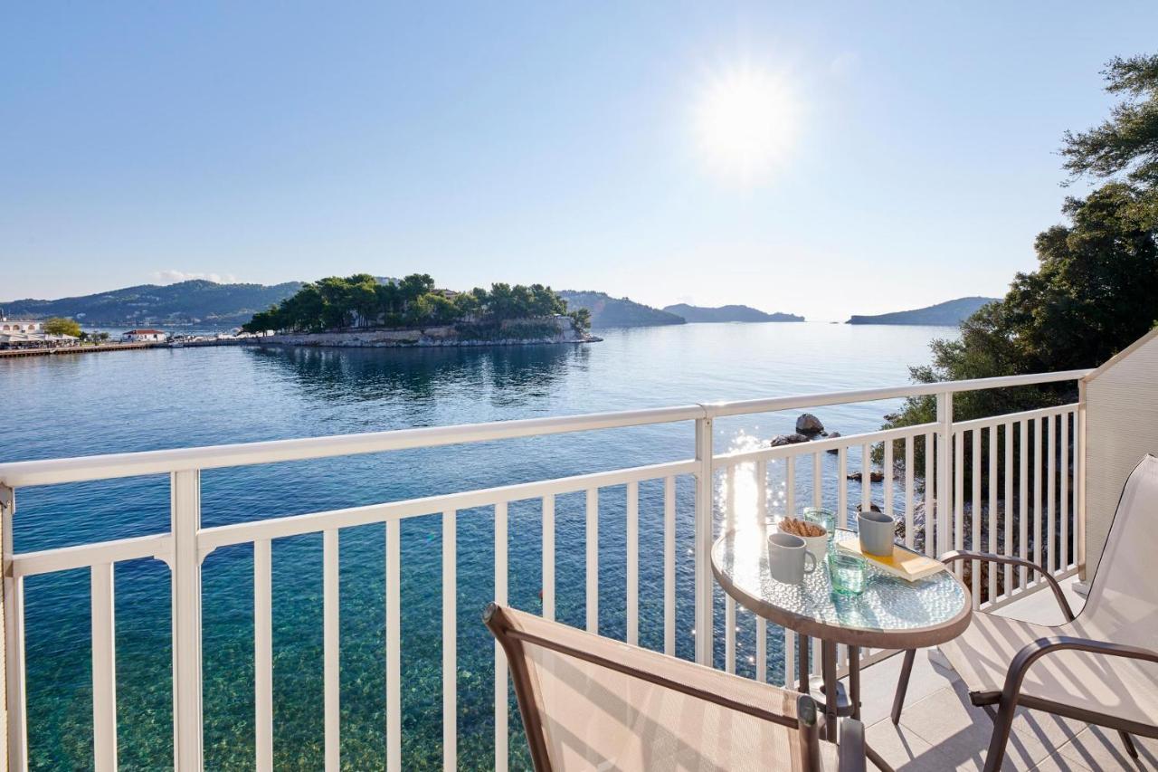 The Water Aparthotel Skiathos Town Ngoại thất bức ảnh