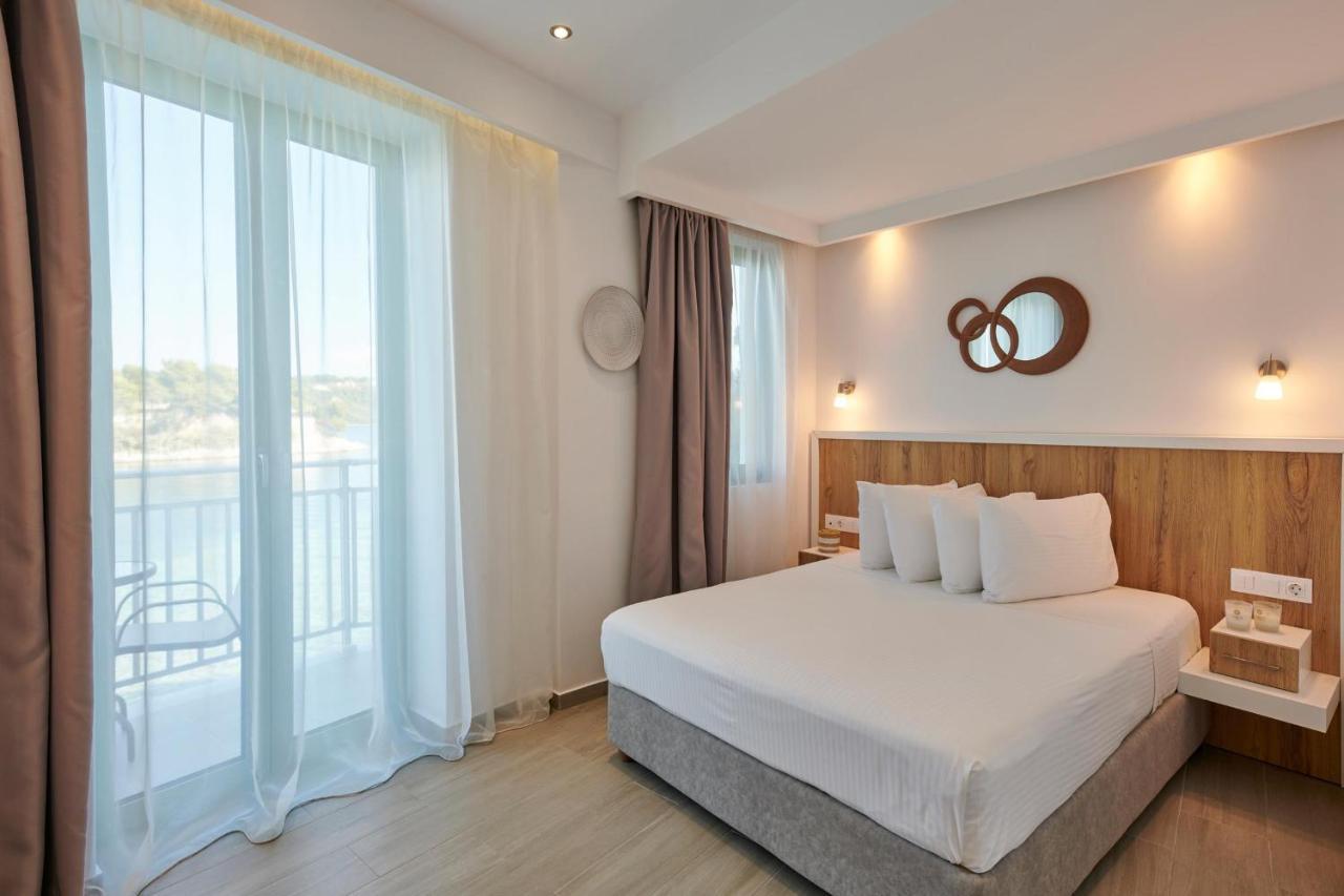 The Water Aparthotel Skiathos Town Ngoại thất bức ảnh