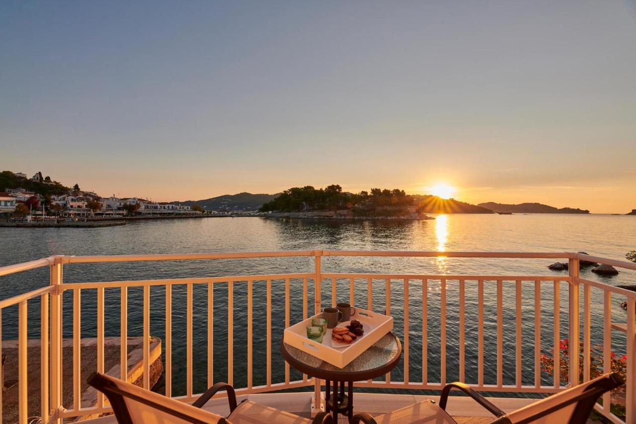 The Water Aparthotel Skiathos Town Ngoại thất bức ảnh